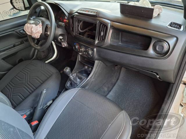 2025 FIAT STRADA 