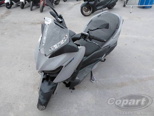 2022 YAMAHA XMAX 