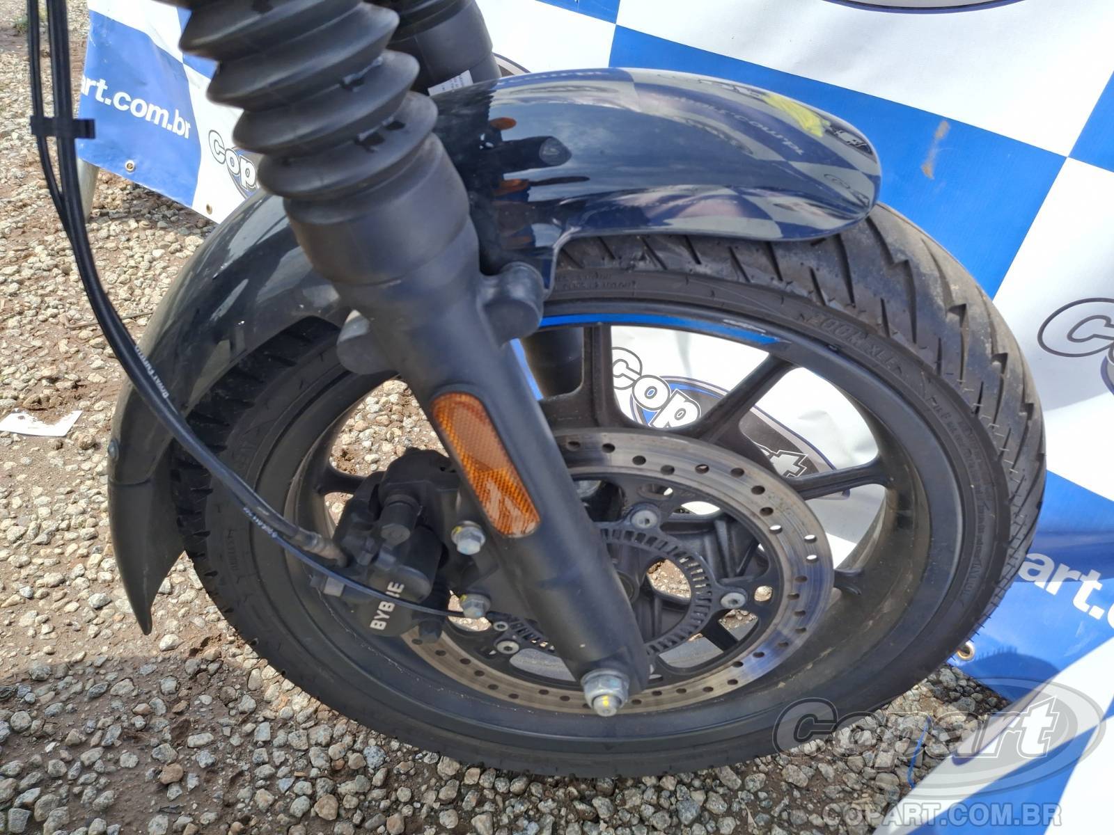 Foto 8 de 10: 2024 ROYAL ENFIELD HUNTER