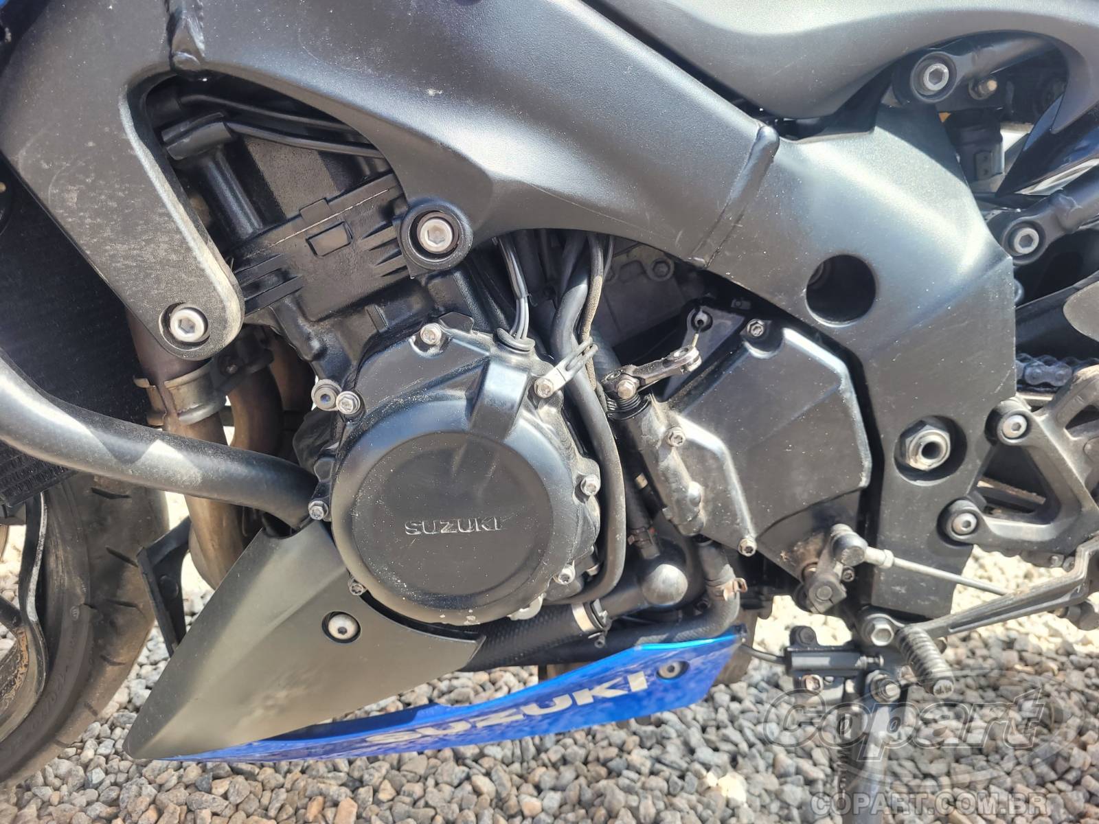 2021 SUZUKI GSX-S — foto 6 de 13