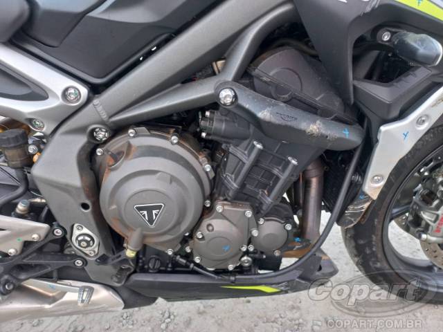 2022 TRIUMPH STREET TRIPLE 