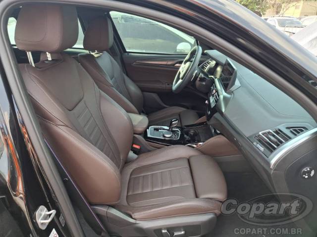 2024 BMW X4 