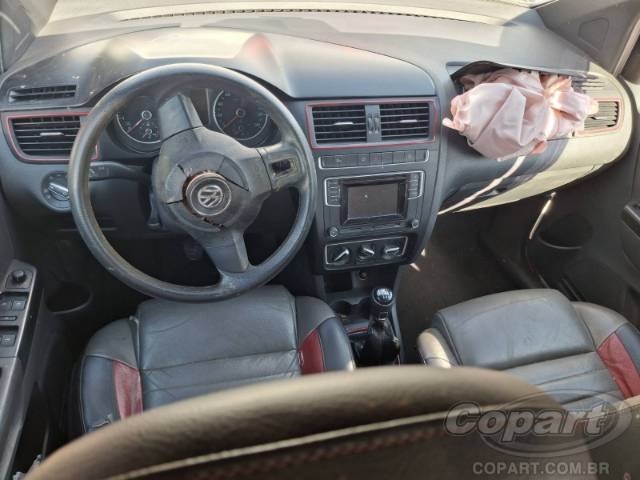 2016 VOLKSWAGEN FOX 