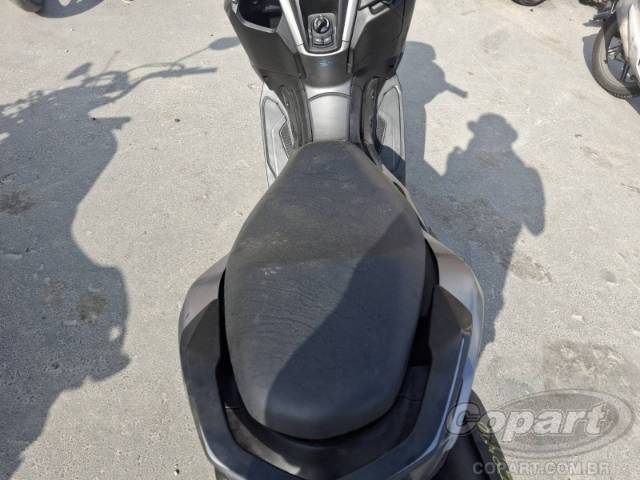 2025 YAMAHA NMAX 