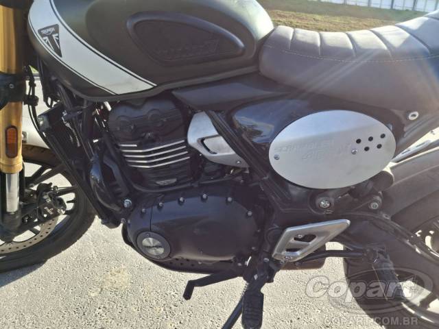 2025 TRIUMPH SCRAMBLER 
