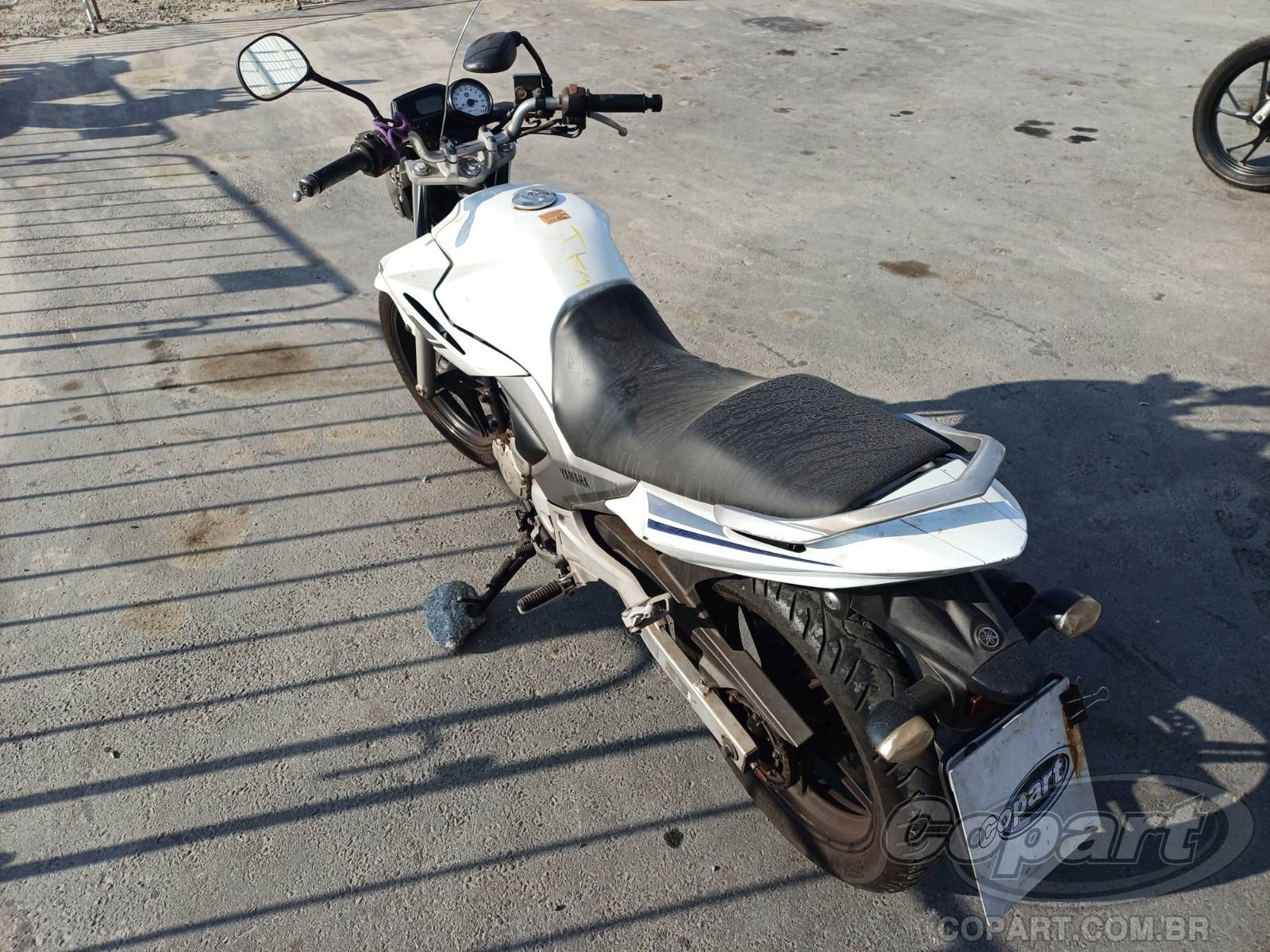 Foto 3: 2014 YAMAHA FAZER