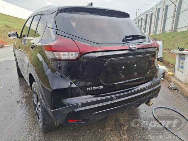2024 NISSAN KICKS 