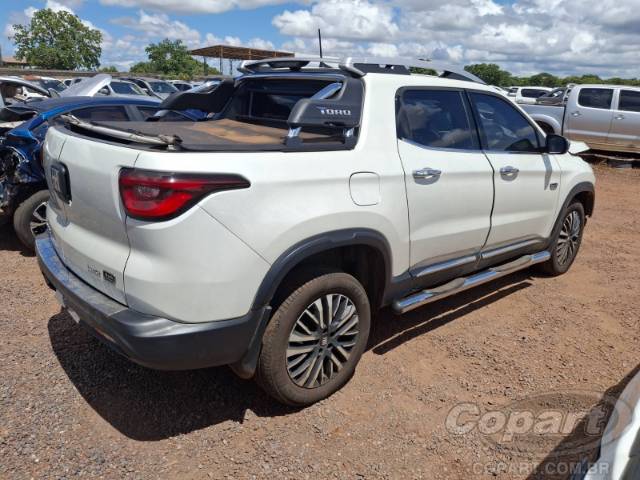 2025 FIAT TORO 