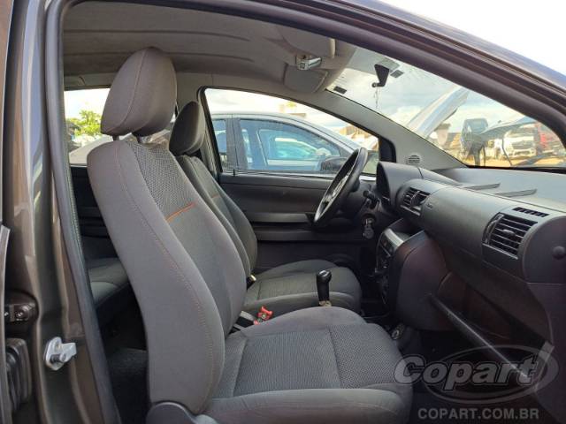 2009 VOLKSWAGEN FOX 