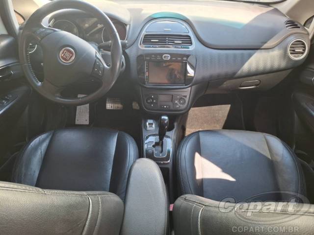 2015 FIAT PUNTO 