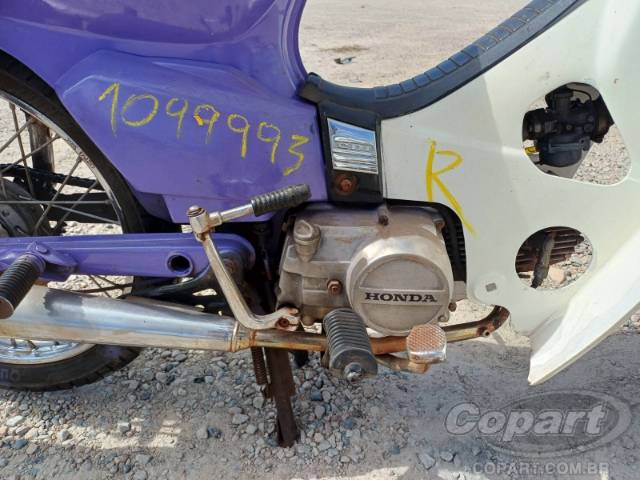 1997 HONDA C 100 