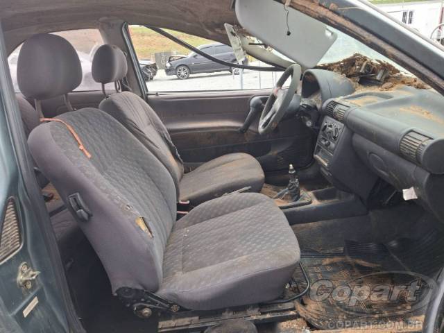 1999 CHEVROLET CORSA 