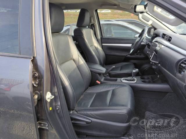 2021 TOYOTA HILUX CD 