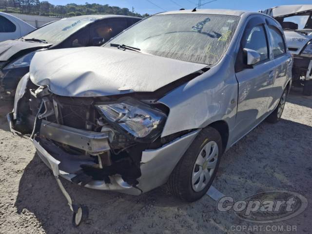 2015 TOYOTA ETIOS 