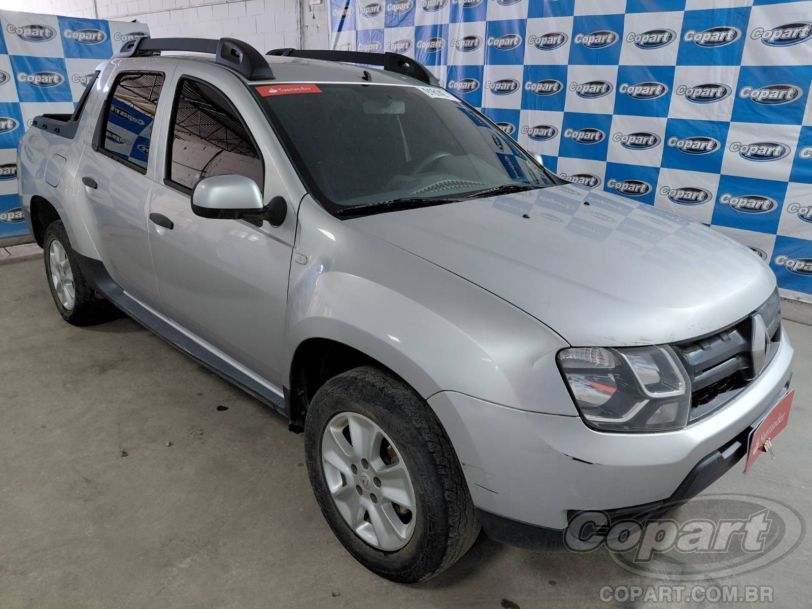 Renault Duster Oroch 2022 em leilão