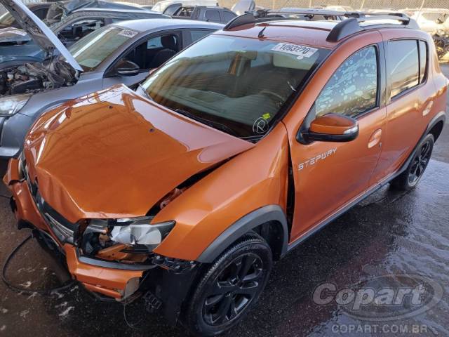2015 RENAULT SANDERO 