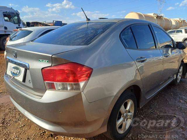 2010 HONDA CITY 