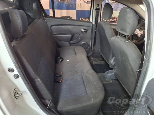 2017 RENAULT SANDERO 