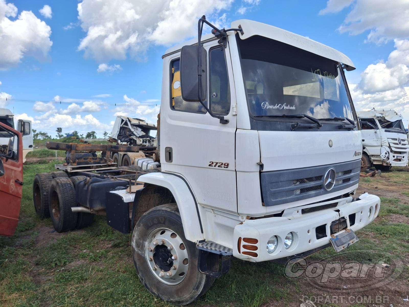 Veículo MERCEDES-BENZ Mercedes MERCEDES BENZ ATRON 2013 2013 em leilão