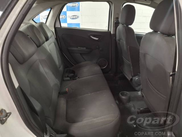 2013 FIAT GRAND SIENA 