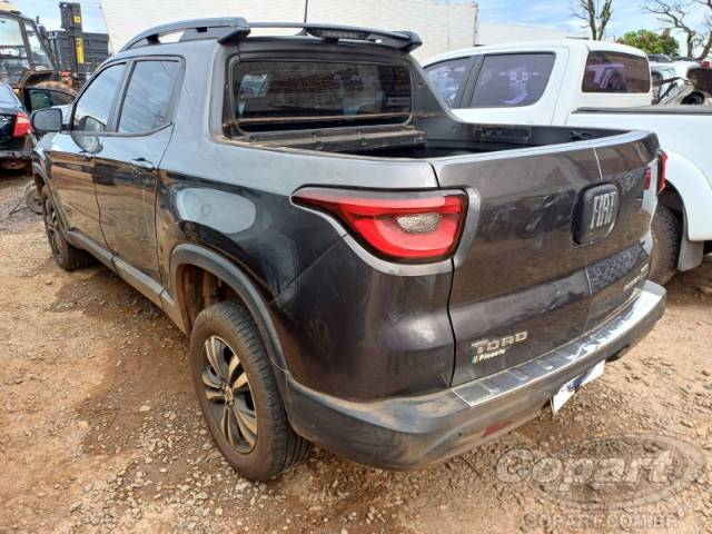 2022 FIAT TORO 