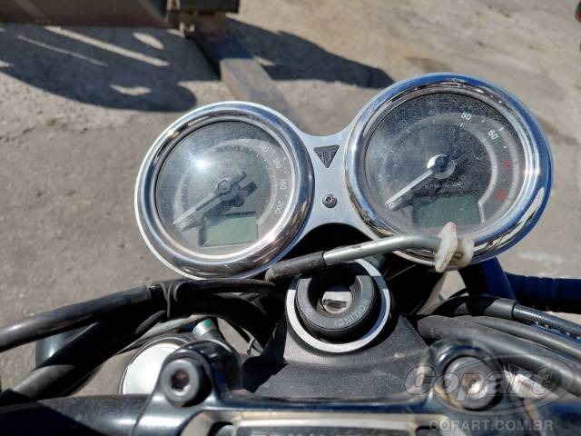 2018 TRIUMPH BONNEVILLE 