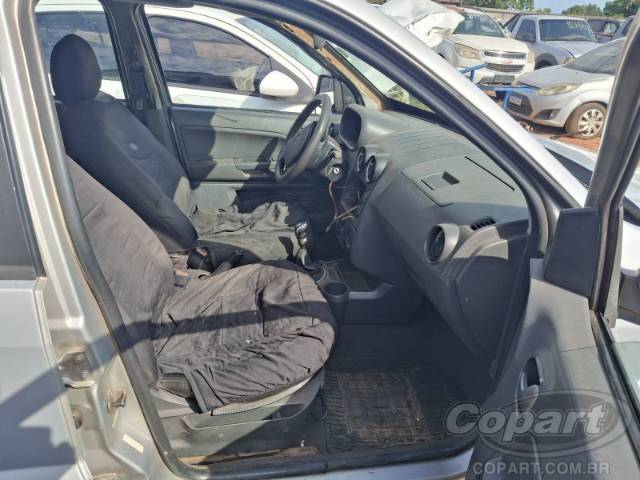 2004 FORD ECOSPORT 