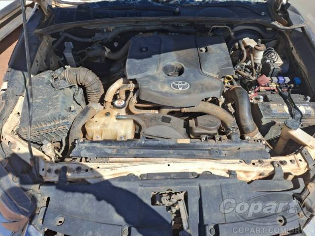 2022 TOYOTA HILUX CD 