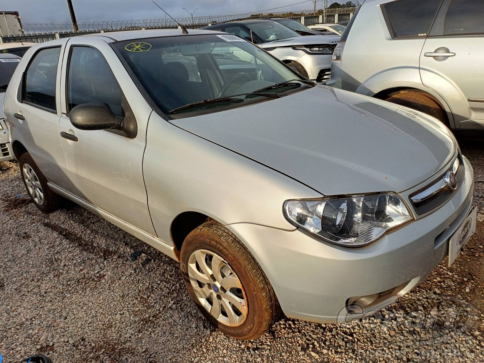 Veículo Fiat Palio FIAT PALIO FIRE ECONOMY 1.0 2011/2012 2012 em leilão