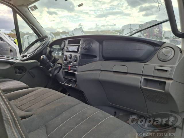 2015 IVECO DAILY CHASSI 