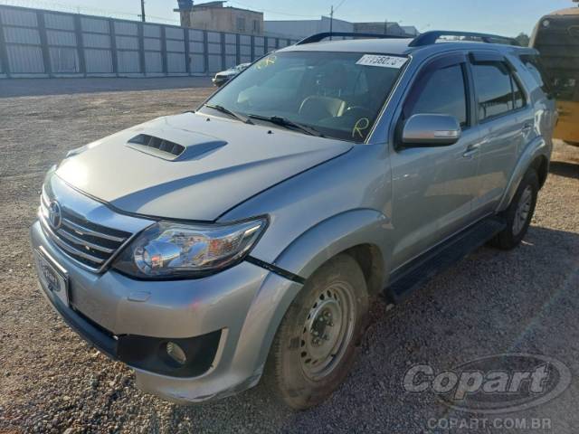 2015 TOYOTA HILUX SW4 