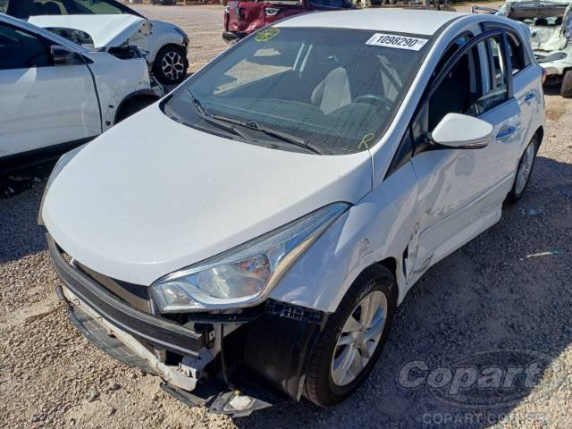 2014 HYUNDAI HB20 