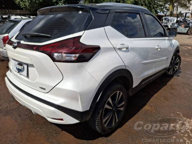 2025 NISSAN Kicks Play 