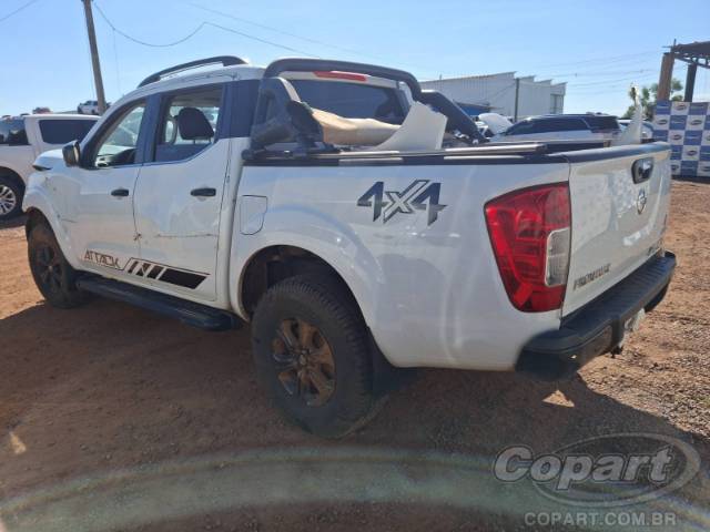 2021 NISSAN FRONTIER CD 