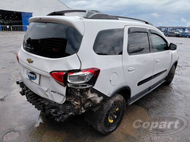 2019 CHEVROLET SPIN 