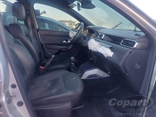2022 RENAULT DUSTER 