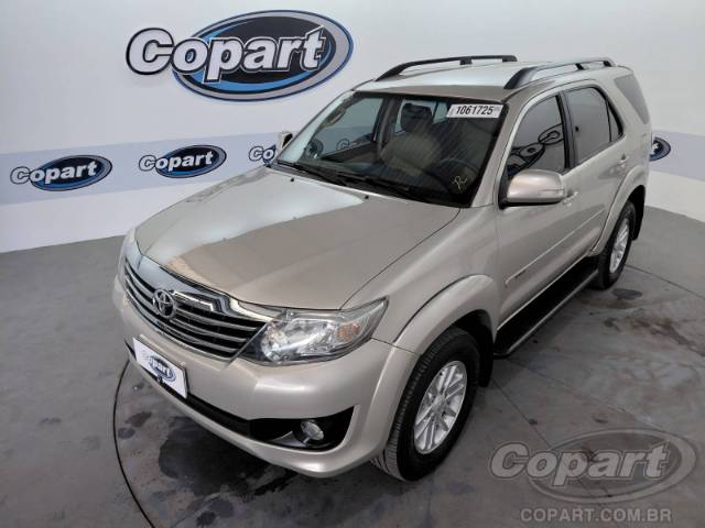 2014 TOYOTA HILUX SW4 