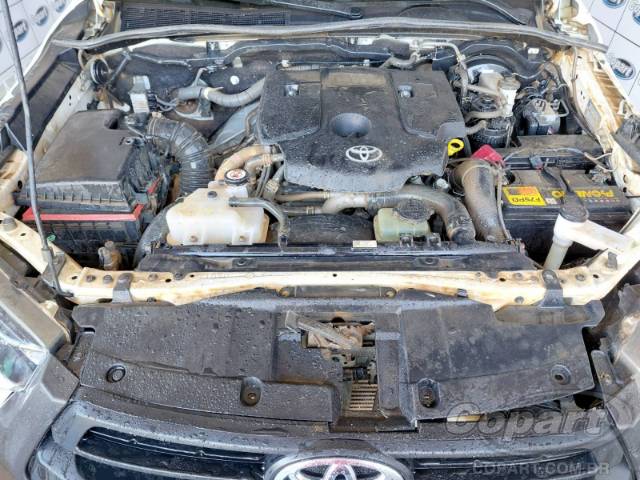 2024 TOYOTA HILUX CD 