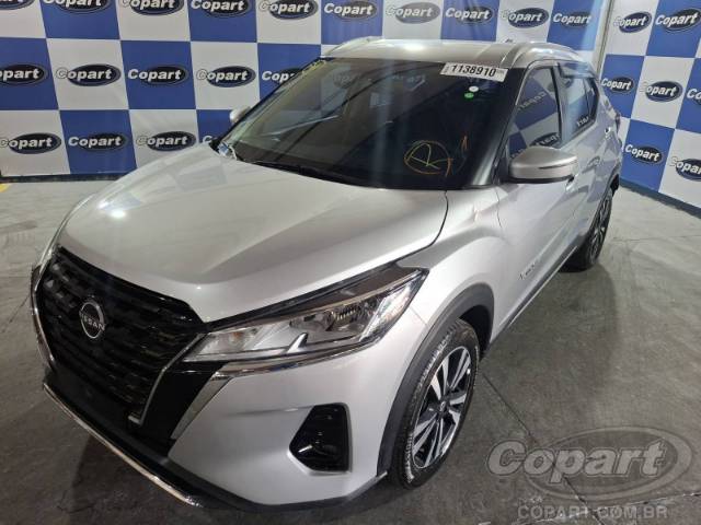2024 NISSAN KICKS 