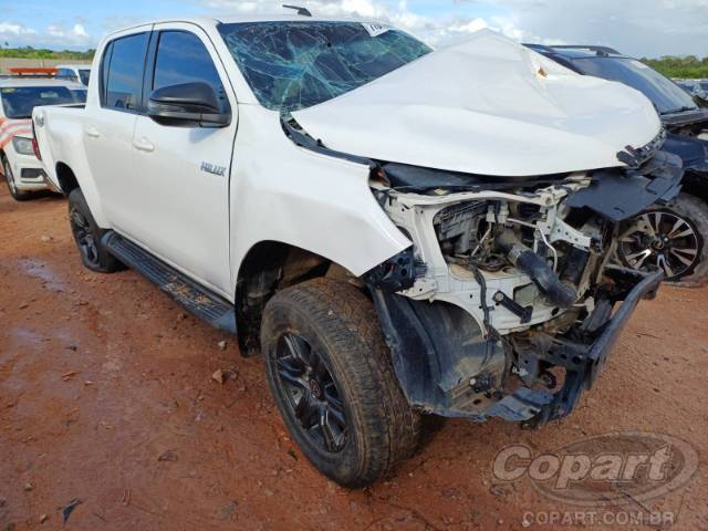 2024 TOYOTA HILUX CD 