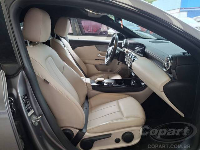 2022 MERCEDES BENZ CLASSE CLA 