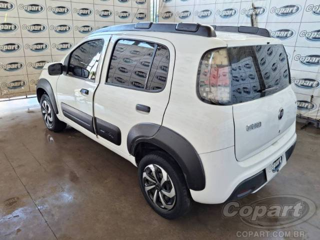 2016 FIAT UNO 