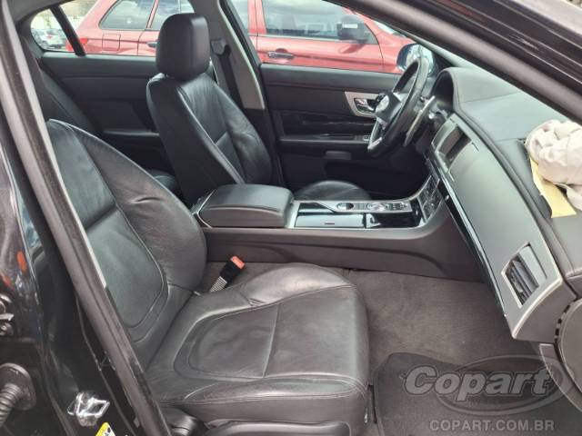 2015 JAGUAR XF 