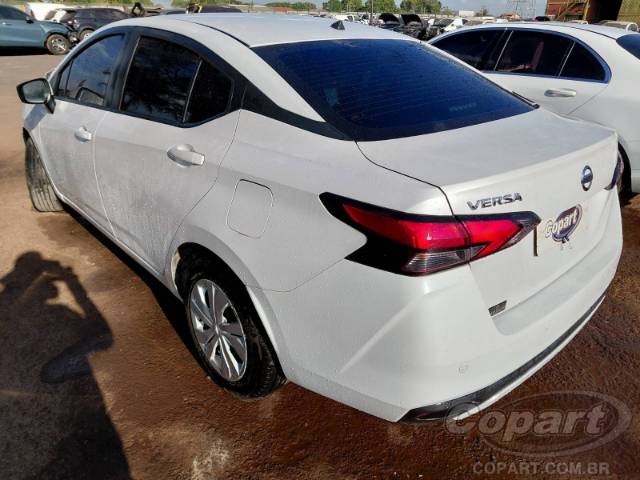 2021 NISSAN VERSA 