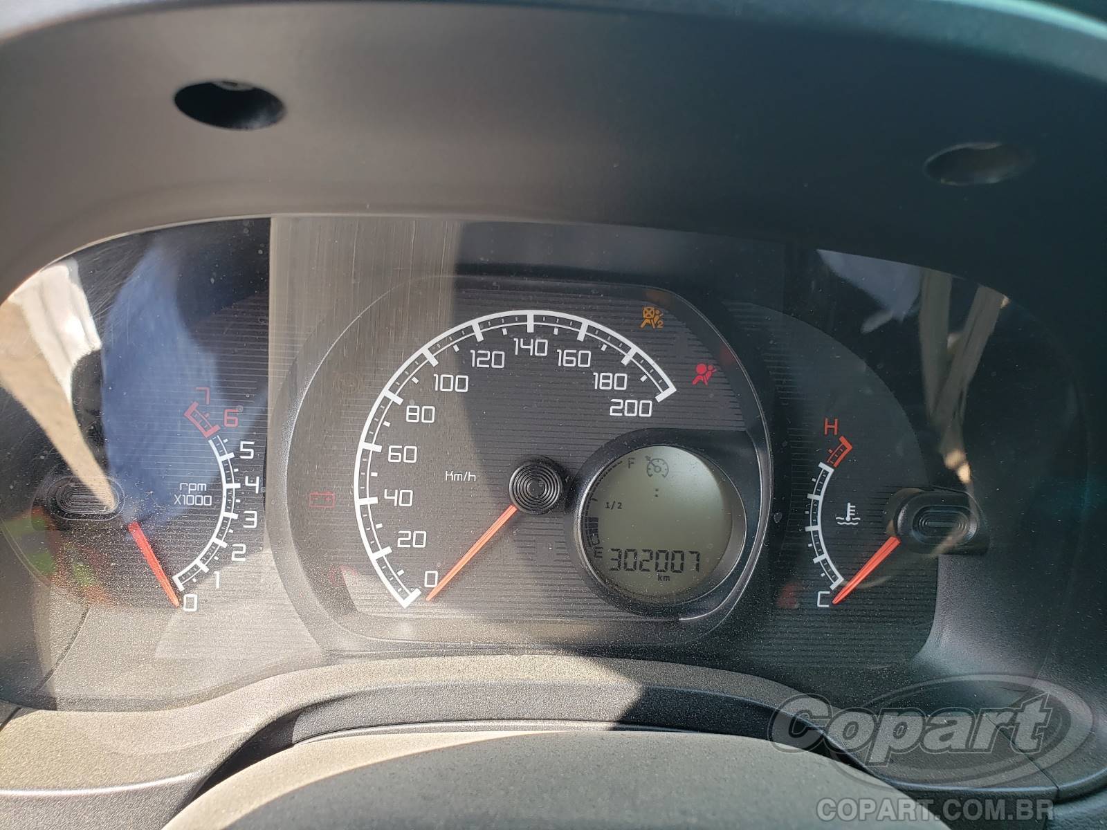 Foto 8 de 10: 2015 FIAT STRADA