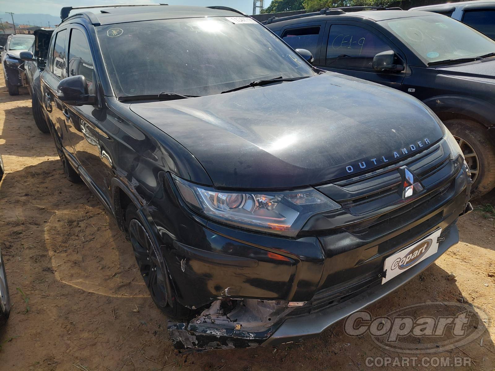 2016 MITSUBISHI OUTLANDER