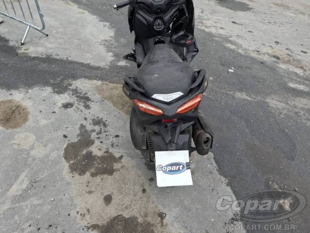 2021 YAMAHA XMAX 