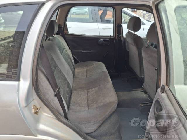 2002 CHEVROLET CORSA 