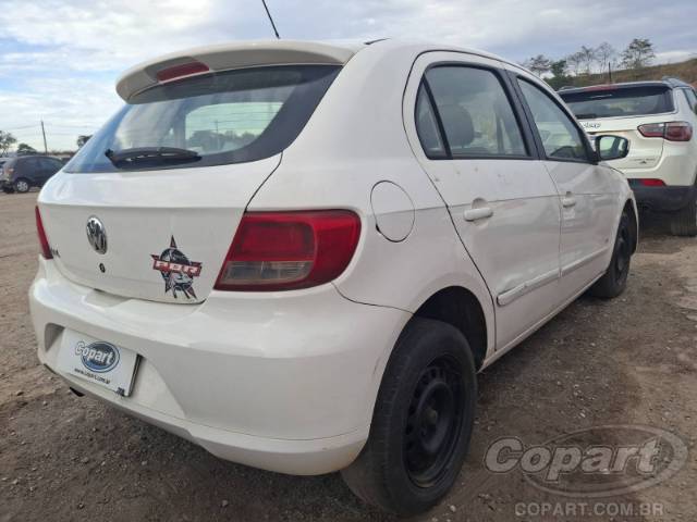 2013 VOLKSWAGEN GOL 