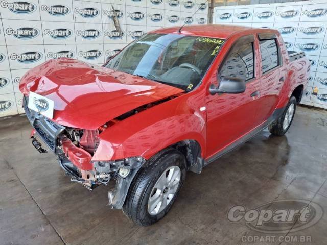 2018 RENAULT DUSTER OROCH 